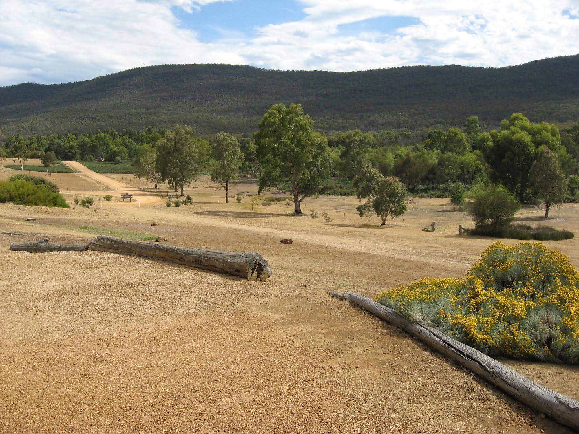 Grampians Pioneer Cottages Halls Gap Exterior photo