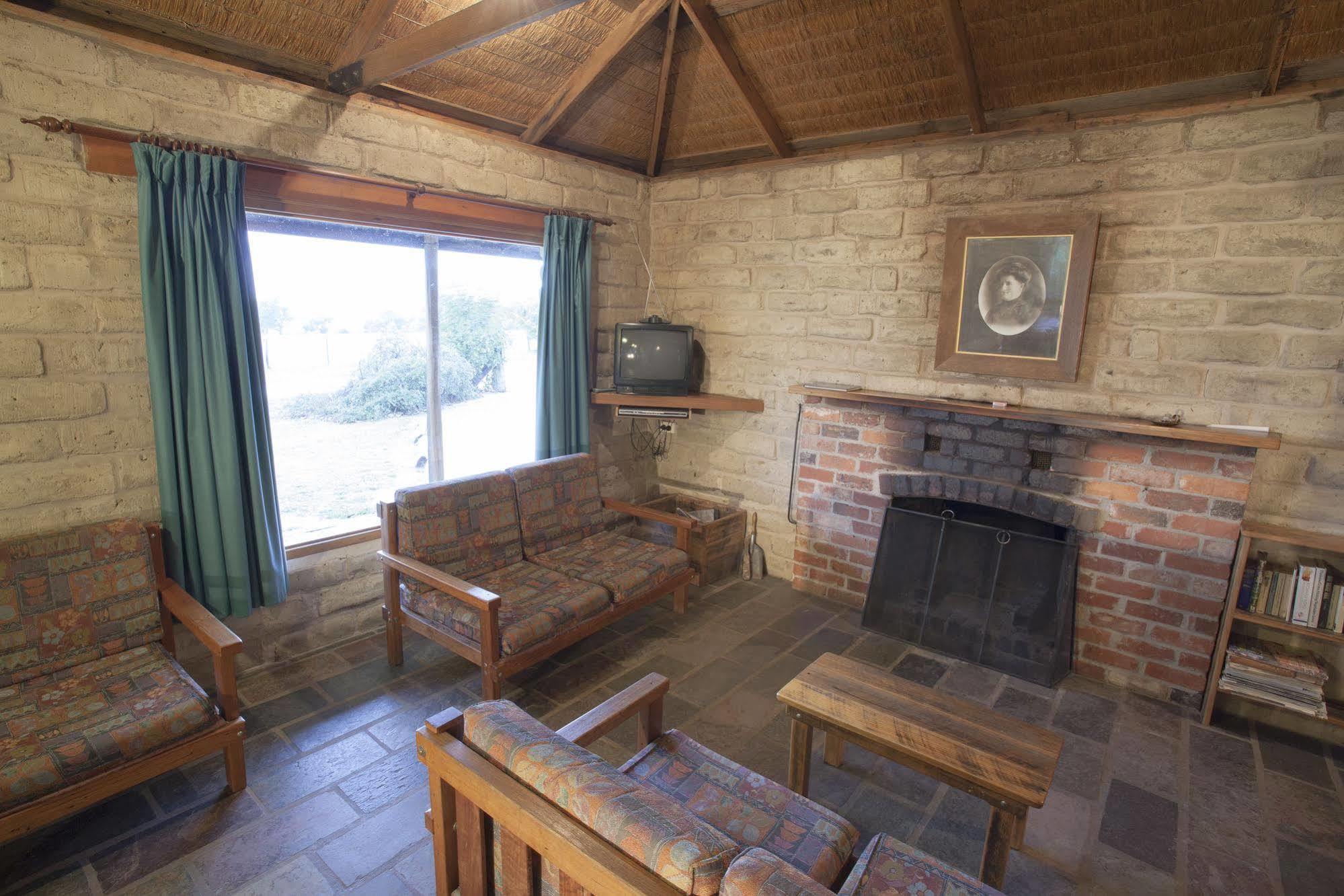 Grampians Pioneer Cottages Halls Gap Exterior photo