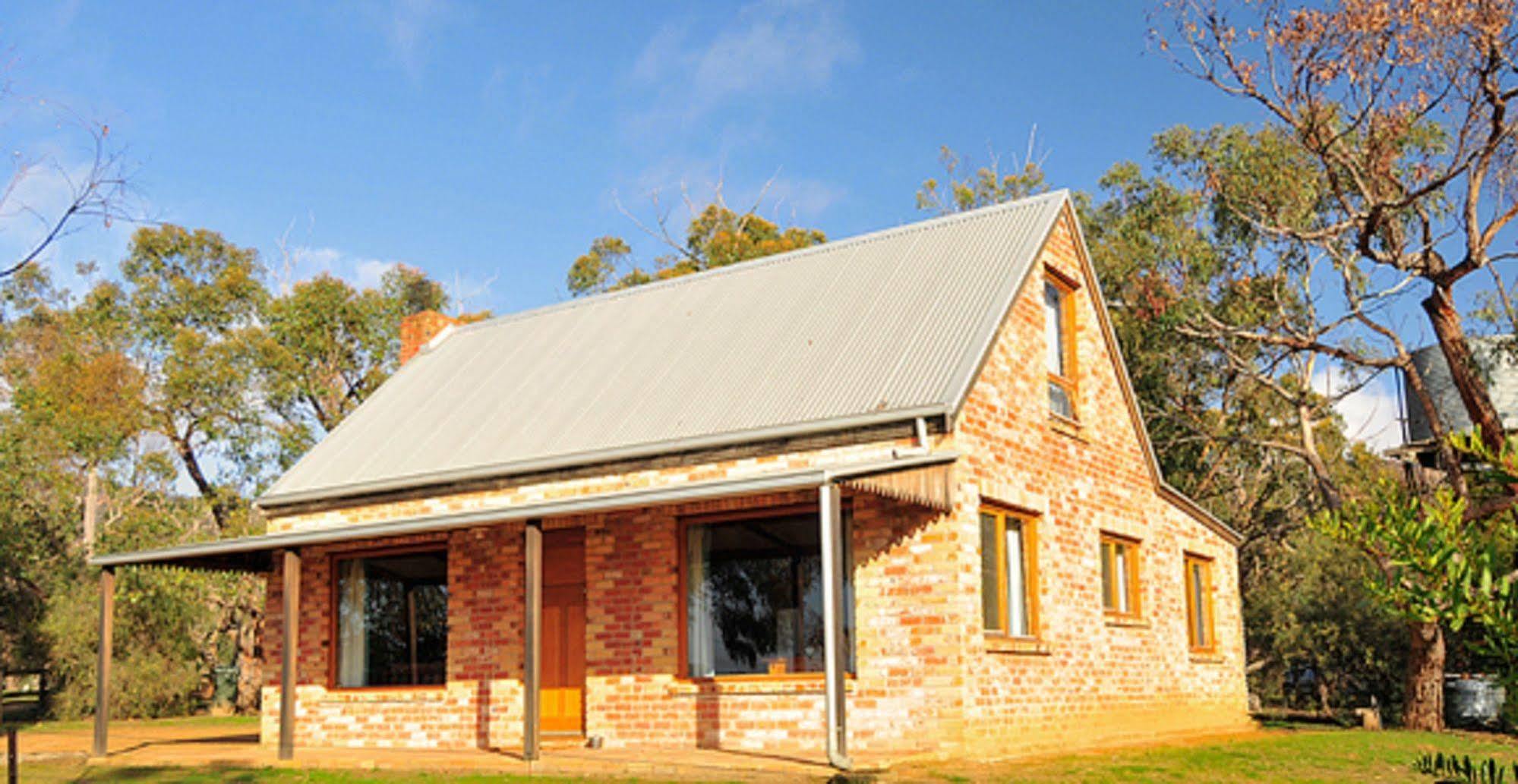 Grampians Pioneer Cottages Halls Gap Exterior photo
